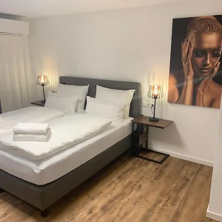 Cityapartments Klimatisiert 招待所 腓特烈港