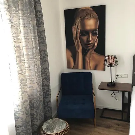 Cityapartments Klimatisiert 招待所 腓特烈港