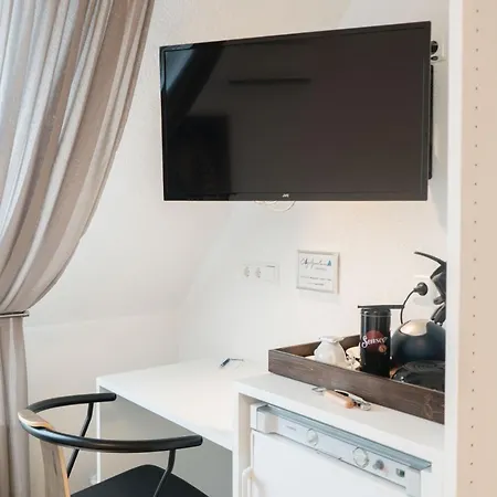 Cityapartments Klimatisiert Гостевой дом Фридрихсхафен